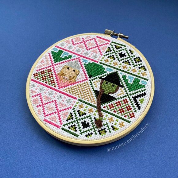 'Wicked' Inspired Embroidery Loop - Picture 2 of 3